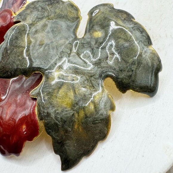 Fall Leaf Cluster Brooch Pin Swirled Enamel Purple Red Green Autumn Large Gold - Picture 4 of 7